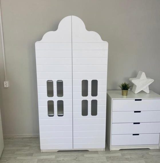 Шкаф двух дверный с двумя ящиками